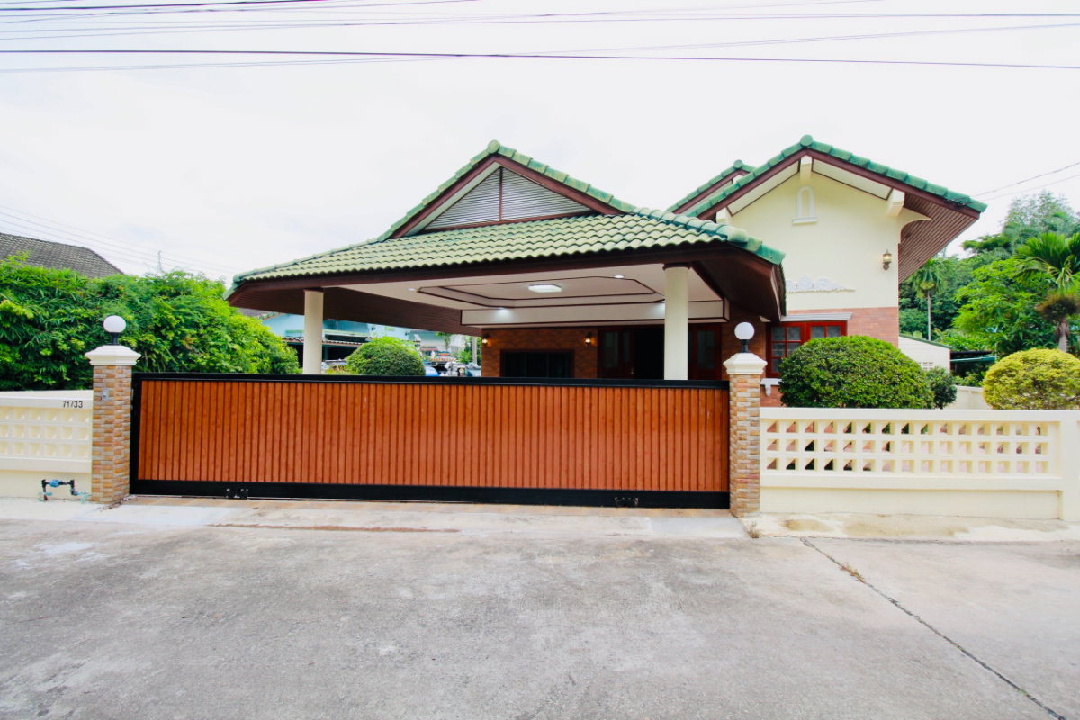 รูป ขายบ้านรีโนเวทหลังมุม 88 ตร.วา หมู่บ้านคงคอแรน ใกล้ป้าบุญคาเฟ่ 500 เมตร ทับมา ระยอง - รูปที่ 1/30