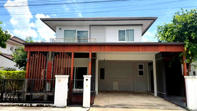 Houses for rent Chiang Mai : House for rent, Siwalee Sankamphaeng. Large house, 57 sq.wa