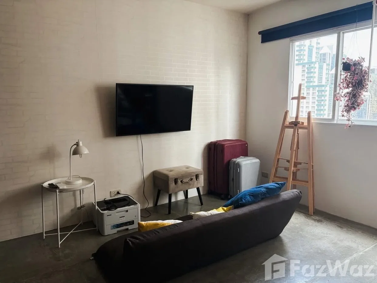 picture Corner Loft with Sunset Skyline View | Asoke, Bangkok ð Gra 6415798 - 9/9