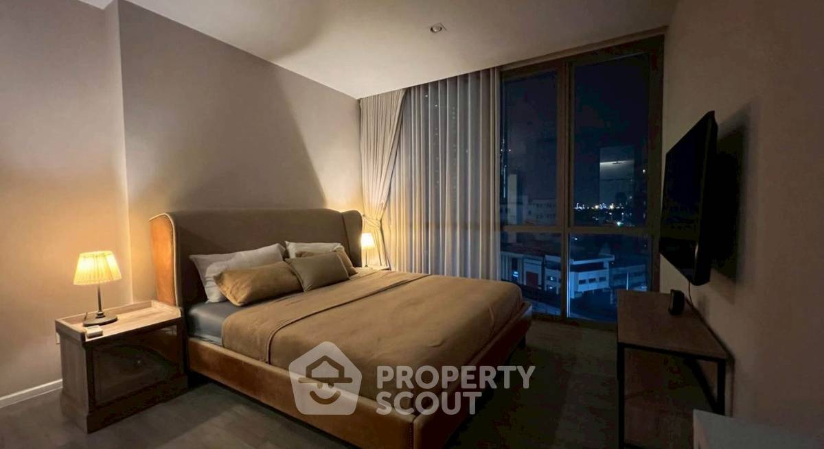 รูป คอนโด 2-ห้องนอน ที่ เดอะ รูม สุขุมวิท 69 ใกล้ BTS พระโขนง (ID 2977799) - รูปที่ 2/16