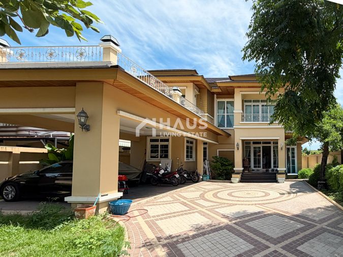 ขายบ้านเดี่ยว 6 ห้องนอน 350 ตร.ม. 143 ตร.ว. เขตธนบุรี