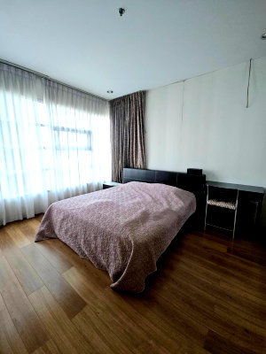 Condos for rent : Baan Klang Krung Siam Pathumwan【𝐑𝐄𝐍𝐓】🔥A cozy room with unique decorative details🔥 Contact Line ID: @hacondo