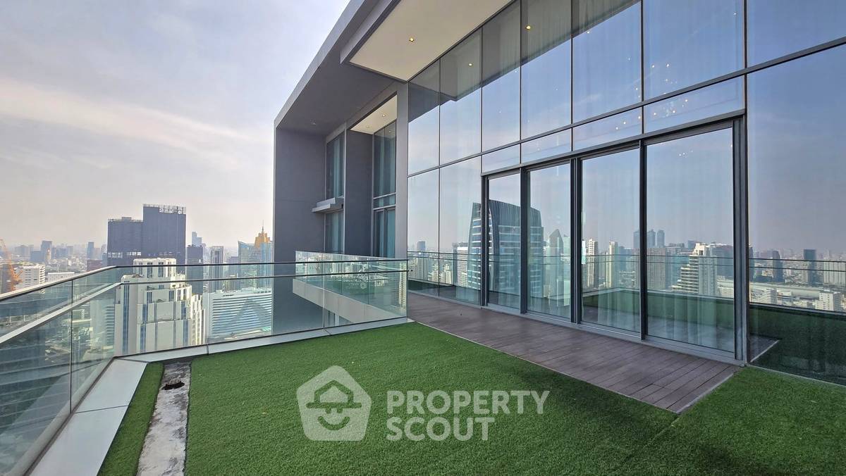 picture 4-BR Condo at Q1 Sukhumvit near BTS Nana (ID 2804952) - 3/33