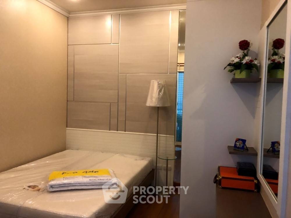 รูป คอนโด 2-ห้องนอน ที่ ไอวี่สาทร 10 ใกล้ BTS เซนต์หลุยส์ (ID 384944) - รูปที่ 1/4