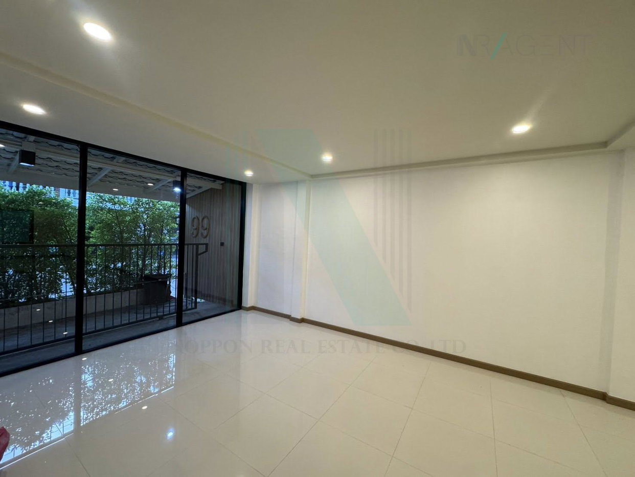 รูป ขายทาวน์เฮาส์ โครงการ ฉัตรแก้ว 2 ชั้น 3 ห้องนอน 2 ห้องน้ำ - รูปที่ 2/8