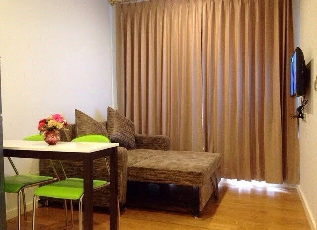 รูป ห้องใหญ่ ตกแต่งสวย ราคาพิเศษ ให้เช่า Condolette Ize ราชเทวี เฟอร์และเครื่องใช้ไฟฟ้าครบ พร้อมเข้าอยู่ - รูปที่ 3/6