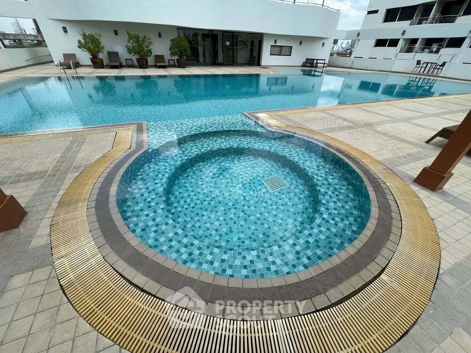 รูป คอนโด 2 ห้องนอน 142 ตร.ม. ศุภาลัย เพลส สุขุมวิท 39 ใกล้ BTS พร้อมพงษ์ (ID 2968575) - รูปที่ 34/38