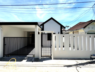 บ้านแฝด เมืองภูเก็ต ภูเก็ต : ภูเก็ตวิลล่าสาม Phuket Villa3 บ้านแฝดทำเลหน้าสวน ไม่ติดกับหลังอื่น มาพร้อมส่วนต่อเติมทั้งหลัง และมุมนั่งเล่นข้างบ้าน