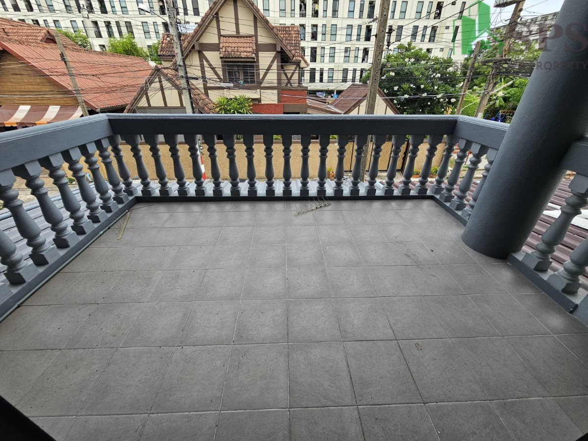 รูป ให้เช่า Townhouse สุขุมวิท 72 ใกล้บีทีเอสแบริ่ง (SPSP654) - รูปที่ 15/18