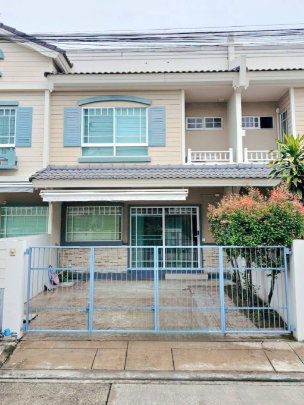 Townhouses for rent : For rent: Indy 2 Bangna Km.7 #Indy2, 18 sq.wa. land plot. Good location near the Clubhouse.