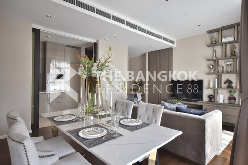 The Diplomat 39 Convenient Travel, Great Value per Square Meter near BTS Phrom Phong