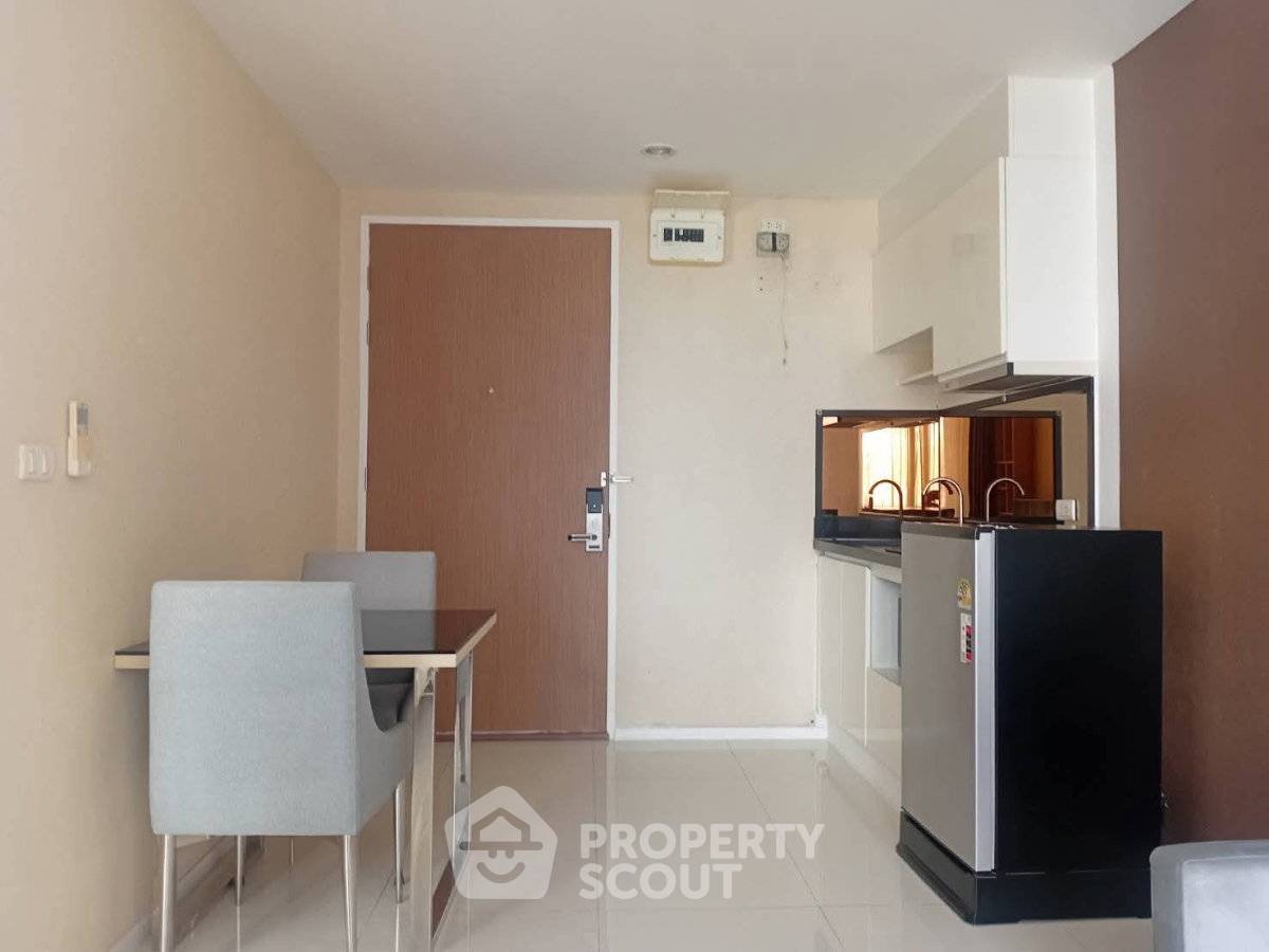 picture 1-BR Condo at Up Ekamai near ARL Ramkhamhaeng (ID 2977924) - 4/10