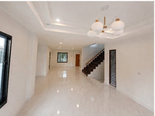 รูป บ้านเดี่ยวหลังมุม รีโนเวทใหม่ทั้งหลัง 60 ตร.ว. 3 นอน 3 น้ำ พื้นที่ใช้สอยกว้าง พร้อมครัวต่อเติมครบ อยู่สบายในหมู่บ้านเดอะวิลเลจ - รูปที่ 3/16