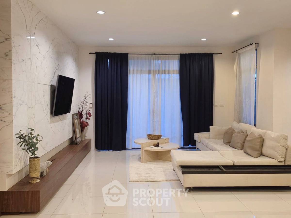 รูป บ้าน 4-ห้องนอน ที่ เดอะ ปาล์ม พัฒนาการ ใน สวนหลวง (ID 2975702) - รูปที่ 3/31