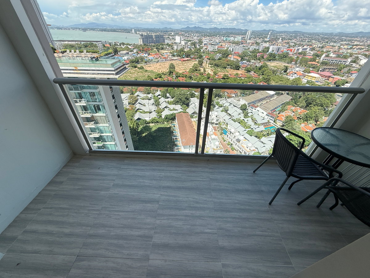 รูป The Riviera Wongmat Beach SeaView Free‼️Internet WiFi included  - รูปที่ 22/25