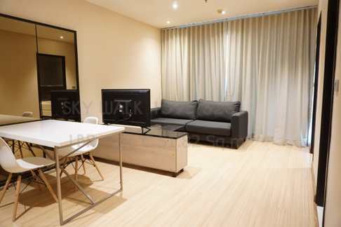 ให้เช่า สกาย วอล์ค เรสซิเดนซ์ 1 ห้องนอน 1 ห้องนำ้ 50 ตรม. ค่าเช่า 25,000 บาท/เดือน