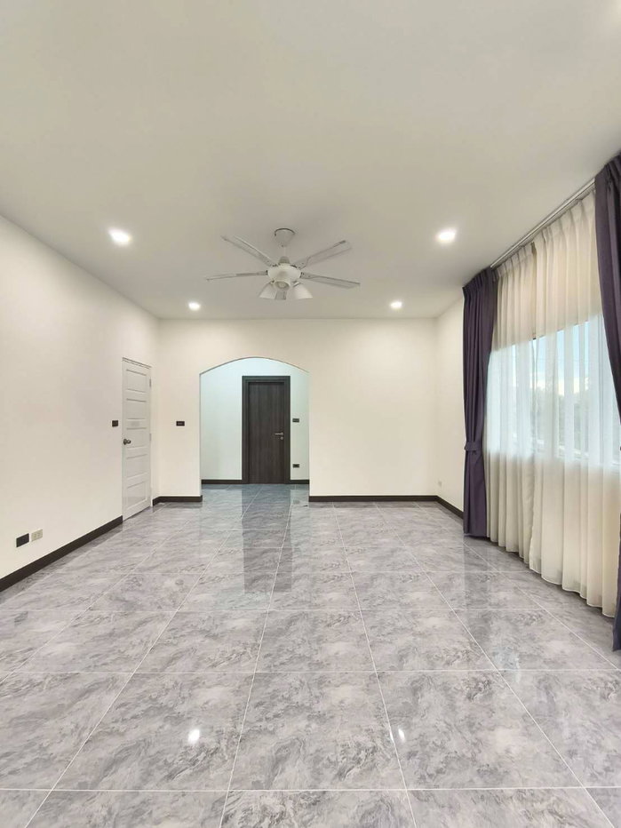 รูป บ้านเดี่ยวหลังใหญ่ราคาโดนใจ ขายต่ำกว่าราคาประเมินเป็นล้าน ม.ภัสสร 1 รังสิต คลอง 3 คลองหลวง แต่งพร้อมอยู่ - รูปที่ 19/21