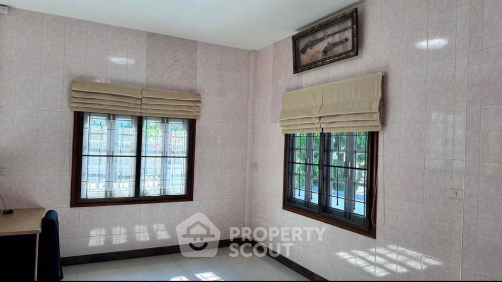 picture 3-BR House in Tha Kham (ID 1506869) - 6/17