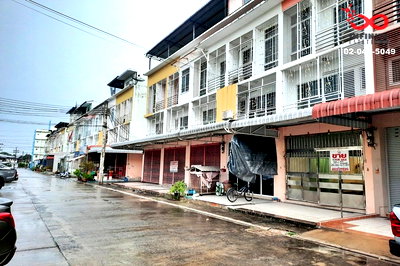 อาคารพาณิชย์ ม.ธนบุรี : ขายอาคารพาณิชย์ 3 ชั้น บ้านบุษรา เพชรเกษ 81 (ซ.มาเจริญ) 18 ตร.ว.