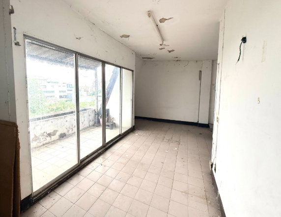 รูป 🔥 ขายทาวน์เฮ้าส์ 4 ชั้น✅ ทาวน์เฮ้าส์ ซอยรัชดาภิเษก 32 (Townhouse Soi Ratchadapisek 32) ใกล้ MRT ลาดพร้าว - รูปที่ 4/7
