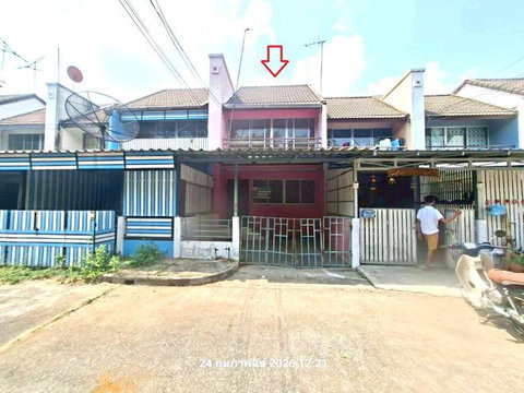 TOWN HOUSE 20.3 Sq.w. Nong Khae Saraburi for 900,000