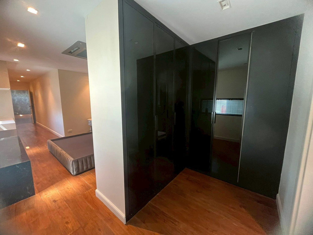 รูป LTH15650 – Home Office for Rent Thonglor | Large Commercial Space with Elevator | Near BTS Thonglor | 230,000 THB | โฮมออฟฟิศให้เช่า ทองหล่อ พื้นที่ขนาดใหญ่ พร้อมลิฟต์ ใกล้ BTS ทองหล่อ - รูปที่ 1/6