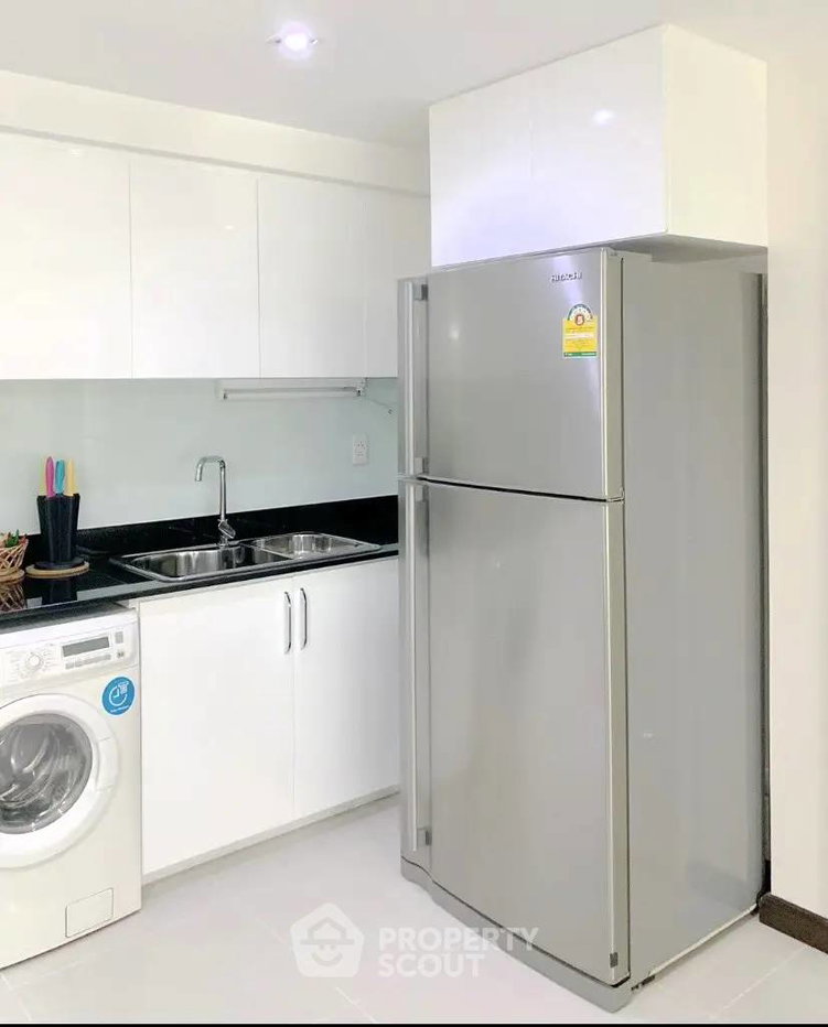 picture 2-BR Condo at Le Nice Ekkamai Condominium near BTS Ekkamai (ID 2977760) - 3/13
