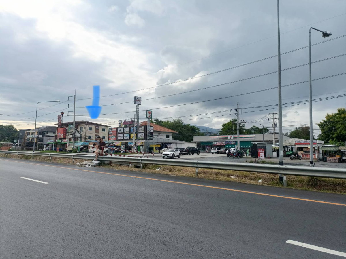 รูป ขายอาคารพาณิชย์ ห้องมุม ติดถนนวงแหวน เชียงใหม่ 38ตรว มีพื้นที่ด้านข้างใหญ่มาก เชียงใหม่  - รูปที่ 2/11