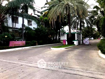 ขายคอนโด : คอนโด 2 ห้องนอน 65 ตร.ม. Eastwood Park ใกล้ BTS/MRT (ID 845310)