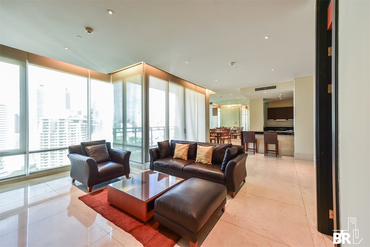 picture Easy Start with a City Dweller Lifestyle The Infinity near BTS Saint Louis - 6/10