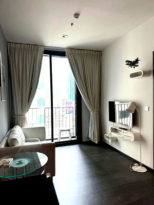 Condos for rent : FOR RENT ：Edge Sukhumvit 23🔥PRICE 🔥 25,000 BAHT/Month 🔥line :@190evxgl
