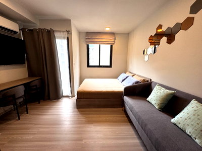 คอนโดให้เช่า : Quintara MHy’ Gen Ratchada – Huai Khwang | Studio วิวสระ | ใกล้ MRT ห้วยขวาง | 15,000 บาท/เดือน