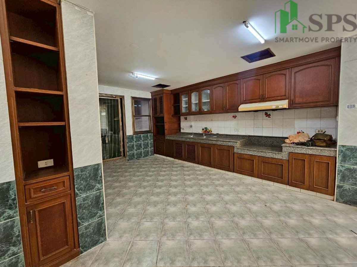 รูป ให้เช่าบ้านเดี่ยว 2 ชั้น ทำเลดี หมู่บ้านสวนนครินทร์  (SPSAD3951) - รูปที่ 5/20