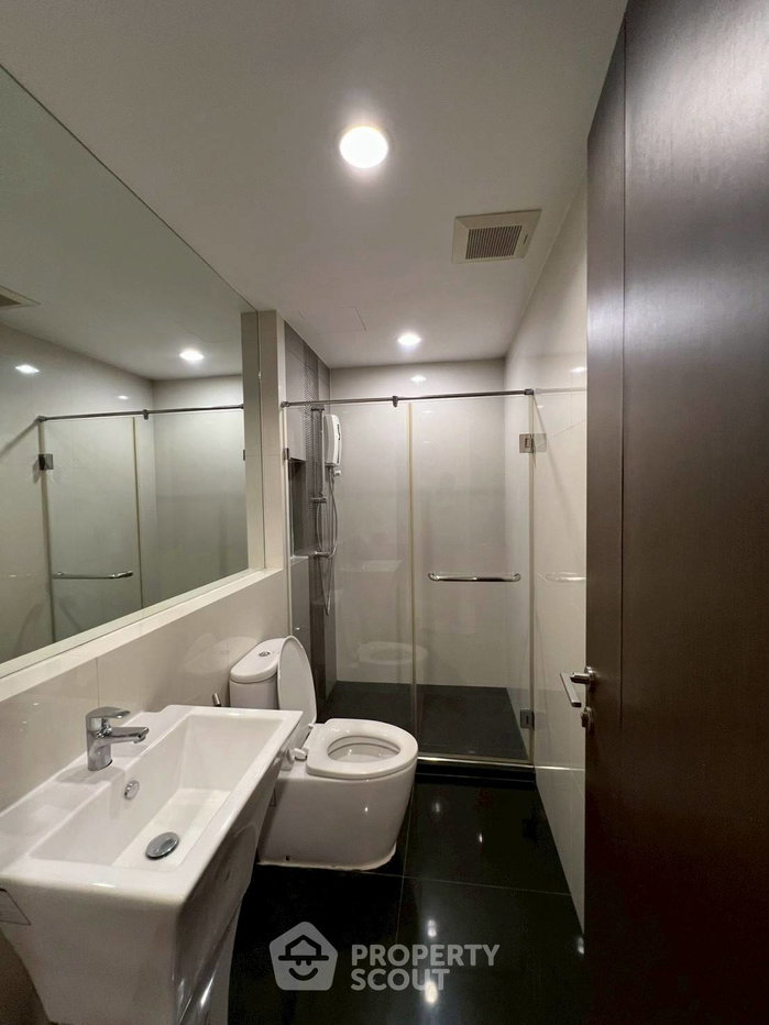 รูป คอนโด 2-ห้องนอน ที่ ริธึ่ม สาทร ใกล้ BTS สะพานตากสิน (ID 2977776) - รูปที่ 11/14