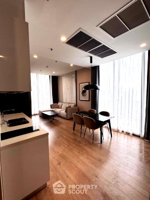 Condos for rent : High-Floor 2-BR Condo At Noble Be Sukhumvit 19 Near BTS Nana (ID 2976713)