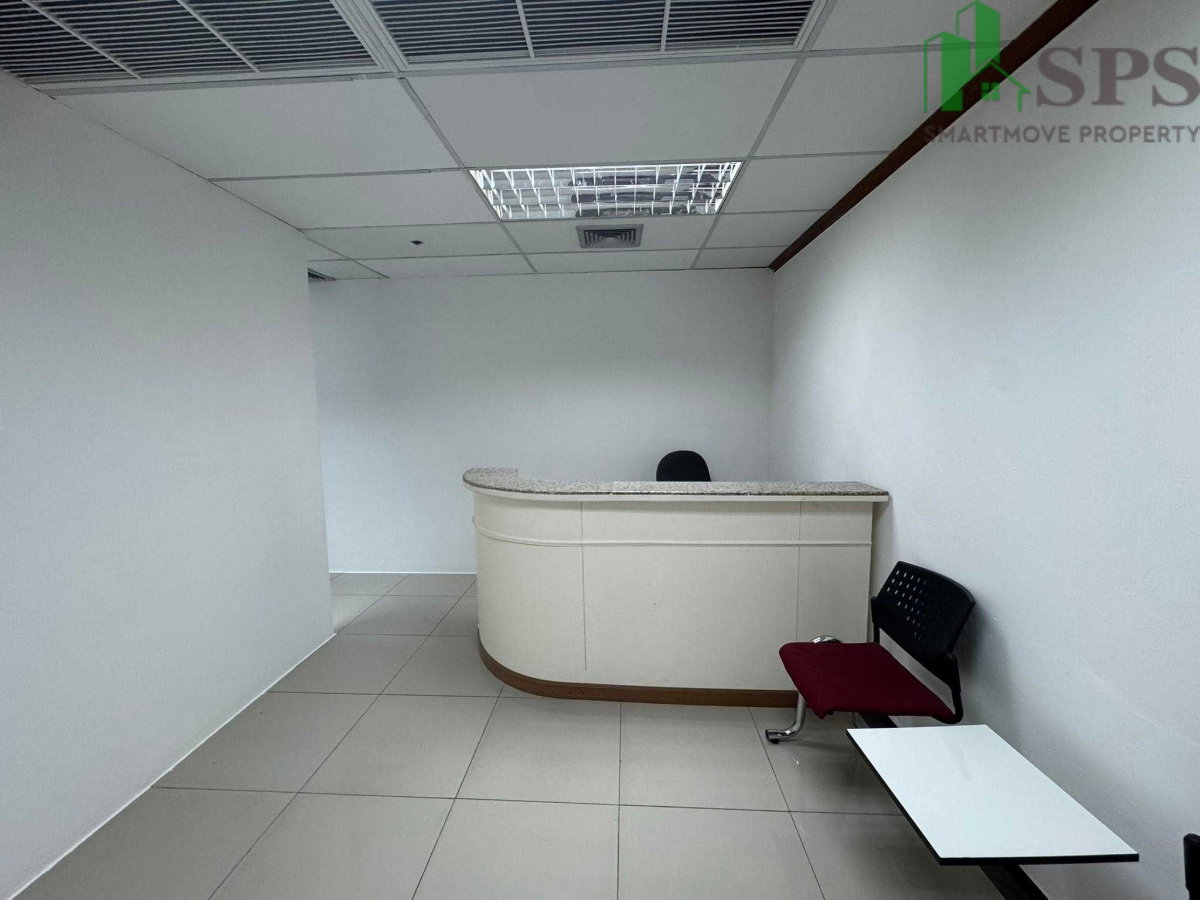 picture Office Space for Rent on Ratchadaphisek Road (SPSJP398) - 6/9
