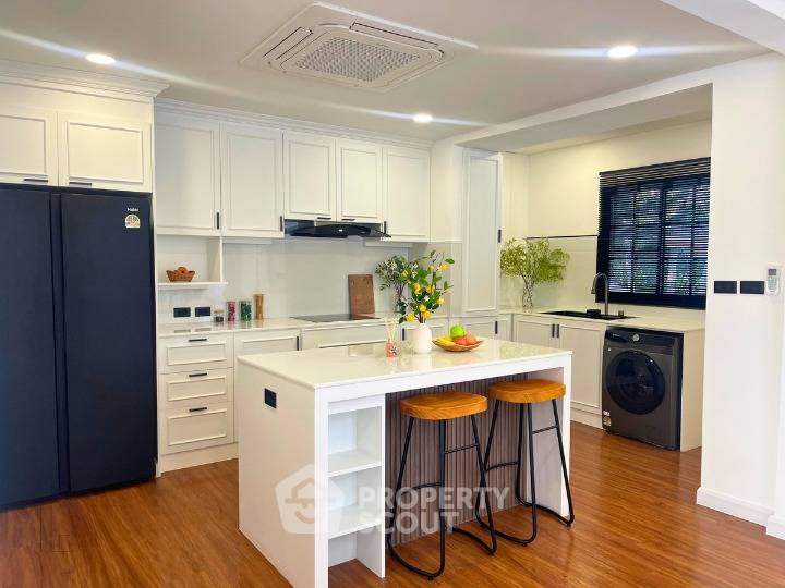 รูป บ้าน 4-ห้องนอน ใกล้ พัทยาเหนือ (ID 2977083) - รูปที่ 10/12