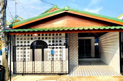 Townhouses for sale Bangkok : For Sale Townhouse/Townhome  , Amornsup , Krathum Rai , Nong Chok , Bangkok , CX-158181 ✅ Live chat with us ADD LINE @connexproperty ✅