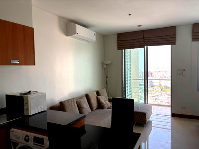 Condos for rent : Condo for Rent at Saladaeng Residences (T6906009) ID Line : @rent24