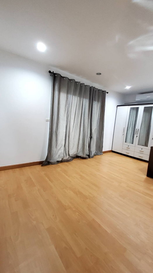 picture Townhome for rent with a lush garden... Pruksa Town Next On Nut - Rama 9 - 11/21