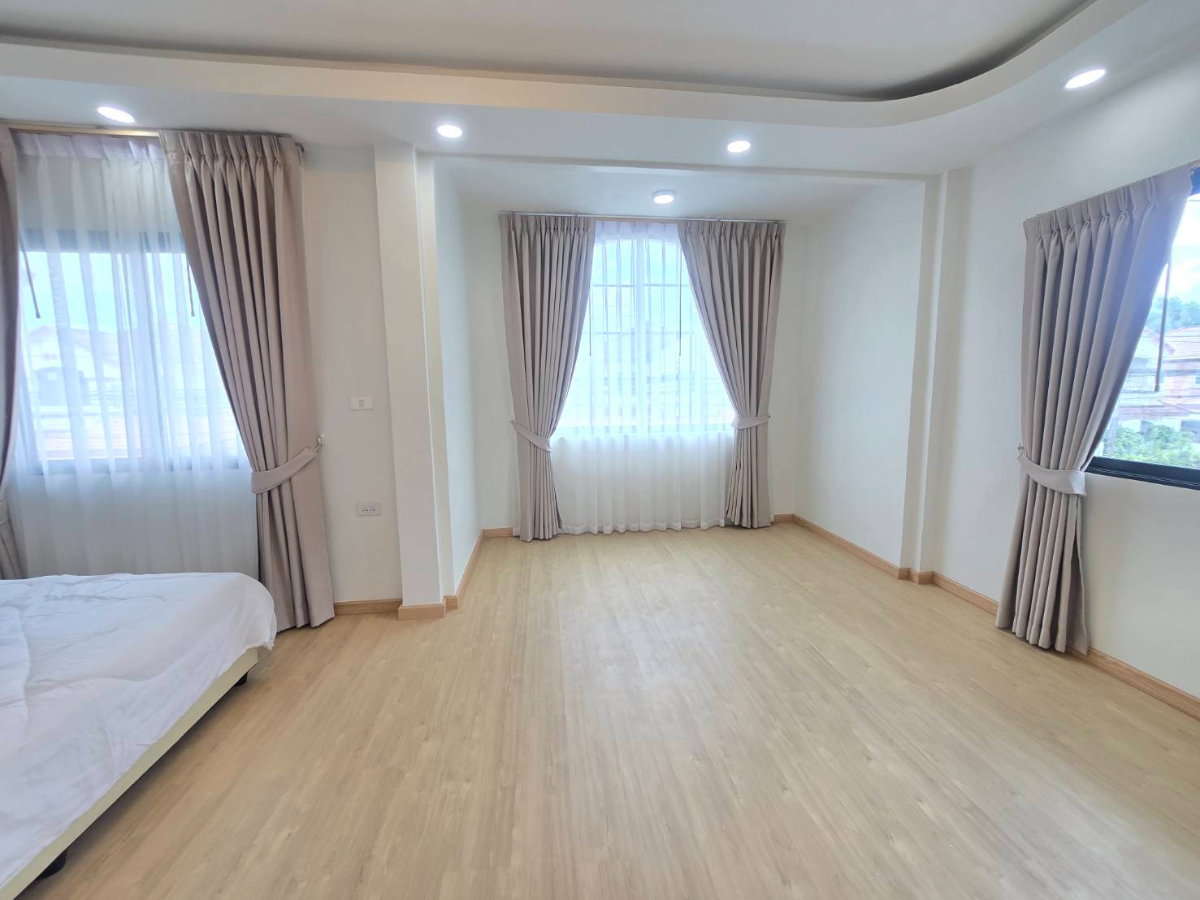 รูป บ้านเดี่ยว ราคาคุ้มค่าใกล้ BTSสะพานใหม่ ม.ชลลดา ถนนพหลโยธิน54/1 แยก4 สายไหม-วัดเกาะ ทำเลค้าขายได้ อยู่นอกโครงการ ตลาด โรงพยาบาล - รูปที่ 29/40