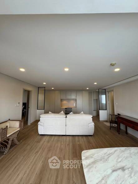 รูป คอนโด 2-ห้องนอน ที่ ศุภาลัย เพลส สุขุมวิท 39 ใกล้ BTS พร้อมพงษ์ (ID 2983045) - รูปที่ 3/14
