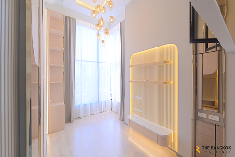 SOHO Bangkok Ratchada near MRT Huai Khwang Station Great price, prime location