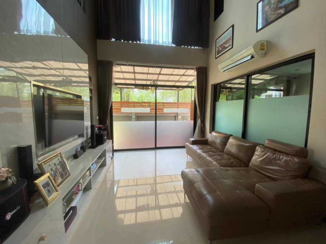 รูป ขาย ทาวน์โฮม บ้านพักตากอากาศ 3 ชั้นซอยหัวหิน 19 ห่างทะเลเพียง 300 เมตร สามารถเดินไปได้ สภาพใหม่มาก ตกแต่งครบ บรรยากาศดี - รูปที่ 4/12