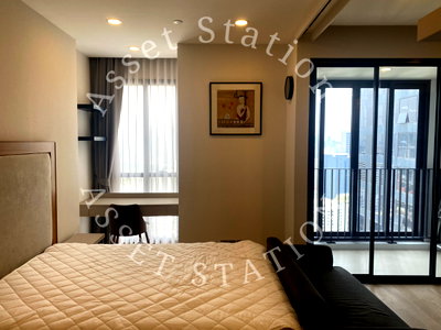 Condos for rent : 💎 Luxurious condo Ashton Chula-Silom, in the heart of Chulalongkorn University. Beautifully decorated units, prime location, near MRT Samyan. 🏙️🏢
