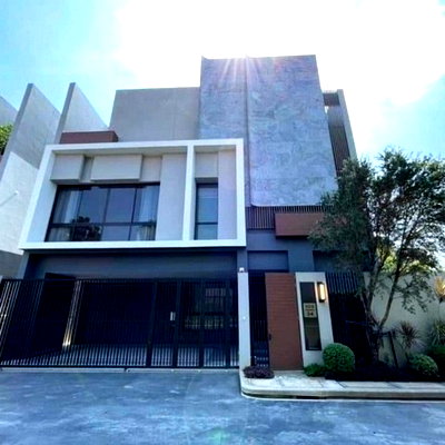 เช่าบ้านเดี่ยว ตะวันนา : ให้เช่าบ้านเดี่ยว 3 ชั้น ม.Bugaan กรุงเทพกรีฑา ตกแต่งพร้อมเฟอร์นิเจอร์