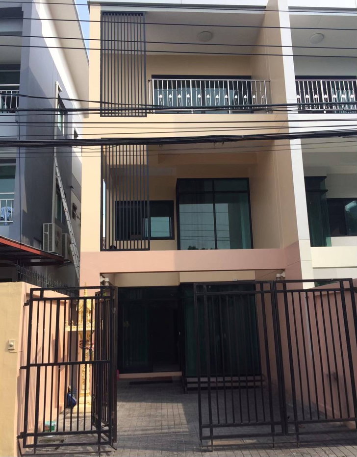 picture House for Rent in a Prime Location Only 600 Meters from BTS On Nut! - 1/20