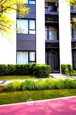 Condos for sale : 1-BR 36 Sqm Ground-Floor Condo In Aspire Sukhumvit–Onnut, Suan Luang (ID 2983020)