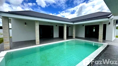 Houses for sale Hua Hin Prachaubkirikhan : 3 Bedroom Villa for sale in Hin Lek Fai, Prachuap Khiri Khan  6451553