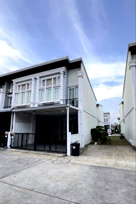 Townhouses for rent Samut Prakarn : 💥💥 𝐓𝐨𝐰𝐧𝐡𝐨𝐦𝐞 𝐆𝐨𝐥𝐝𝐞𝐧 𝐓𝐨𝐰𝐧 𝐒𝐮𝐤𝐡𝐮𝐦𝐯𝐢𝐭 𝐁𝐞𝐚𝐫𝐢𝐧𝐠 𝐒𝐭𝐚𝐭𝐢𝐨𝐧 💥💥 